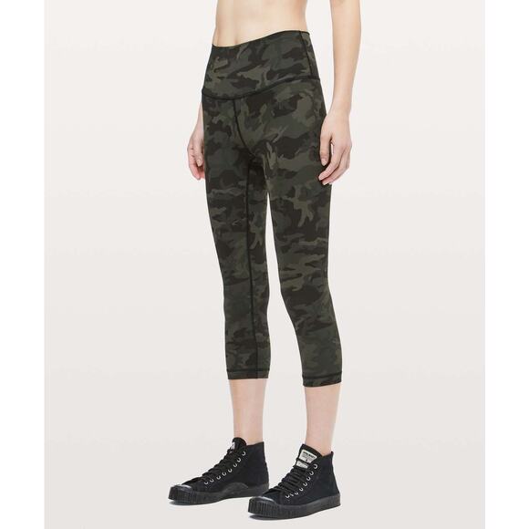 Lululemon Wunder Under Crop (Hi-Rise) *21" Size 2 Camo pants - Picture 3 of 6